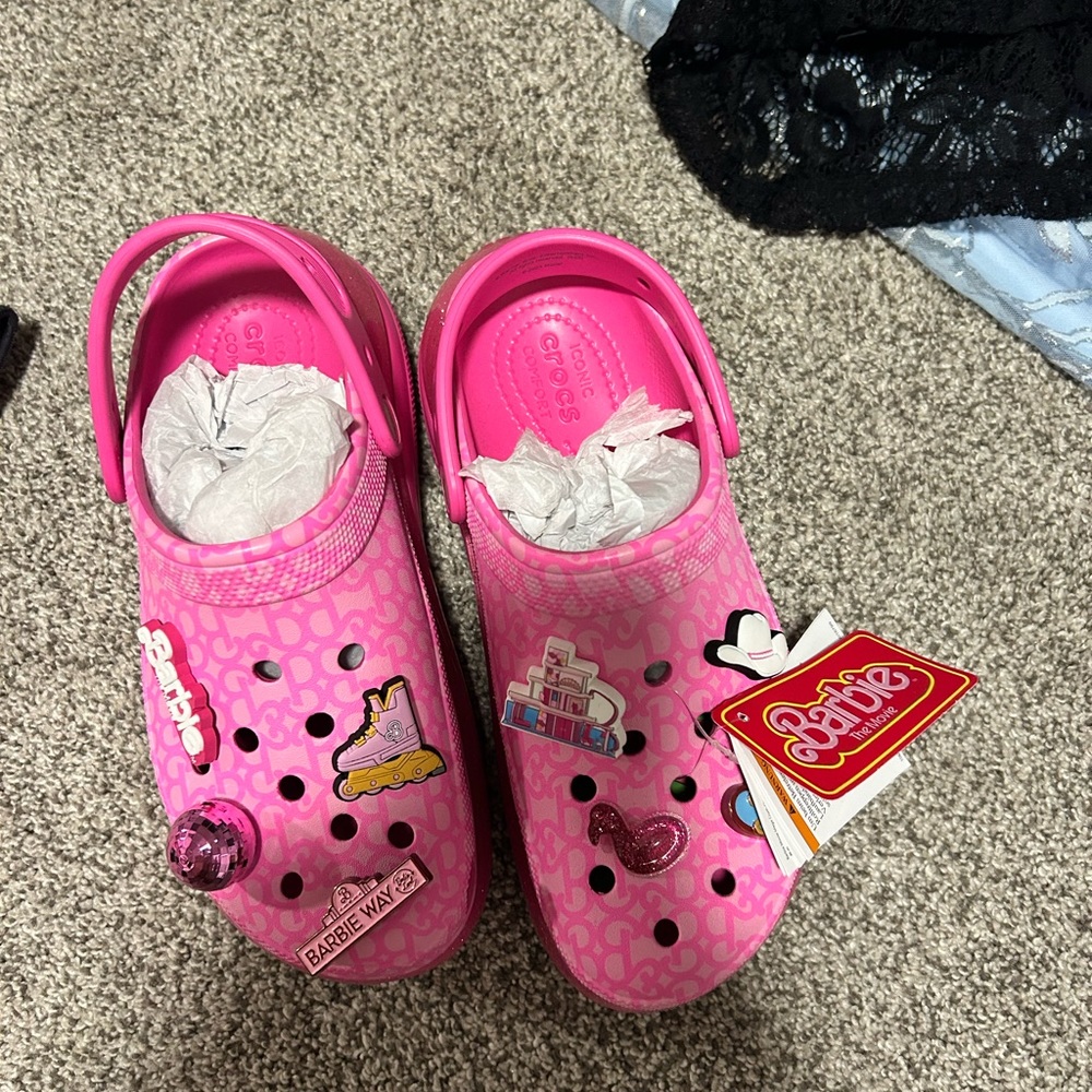 *BRAND NEW* Barbie x Crocs Collab. Pink Platform Barbie crocs, with jibitz